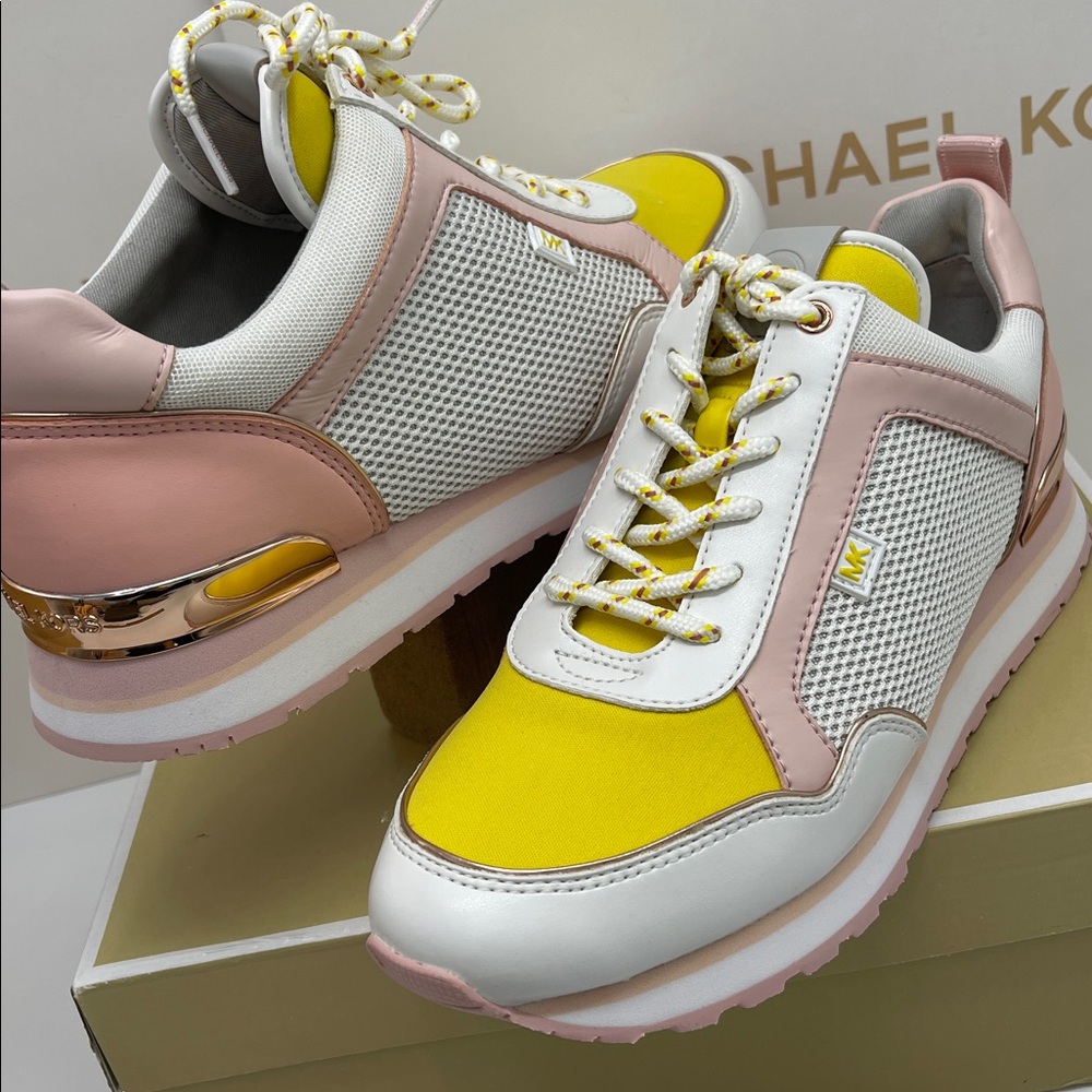 Michael Kors MADDY TRAINER
NET MESH
49SOMAFS1D Sneakers Athletic Optic White - Picture 10 of 16